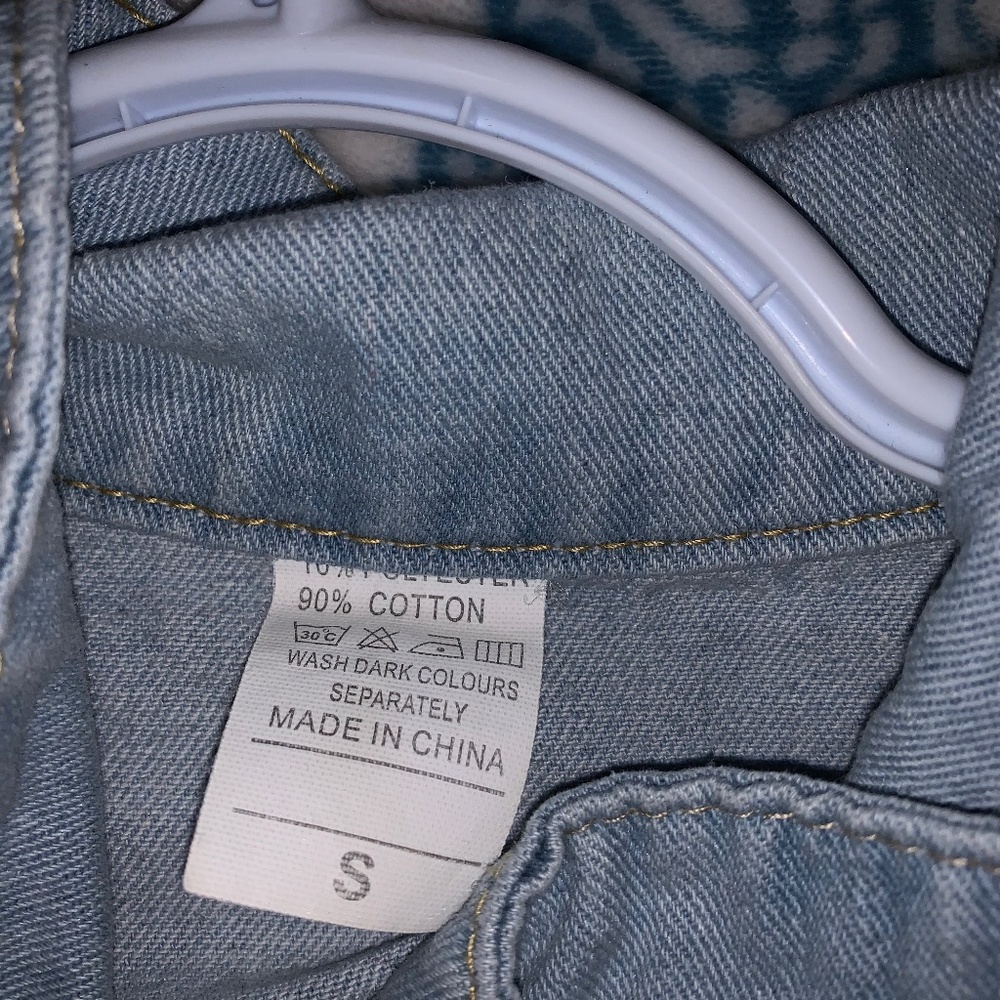 jean jacket - Picture 2 of 4